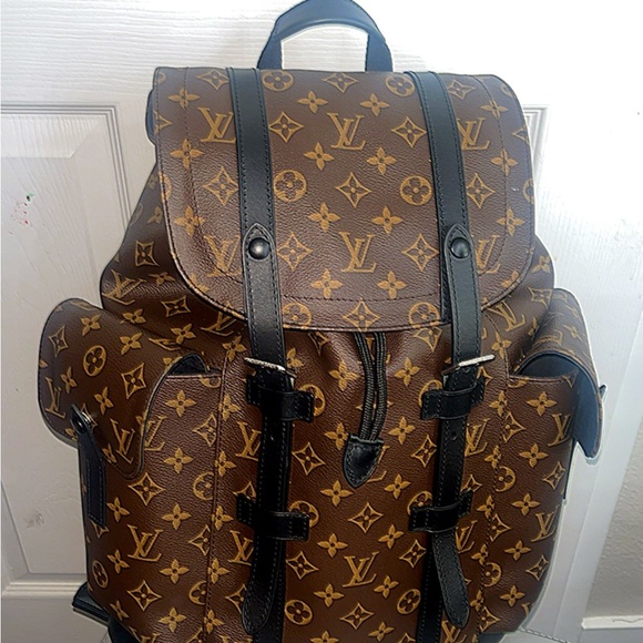 authentic Mens LV BACKPACK - Picture 1 of 7